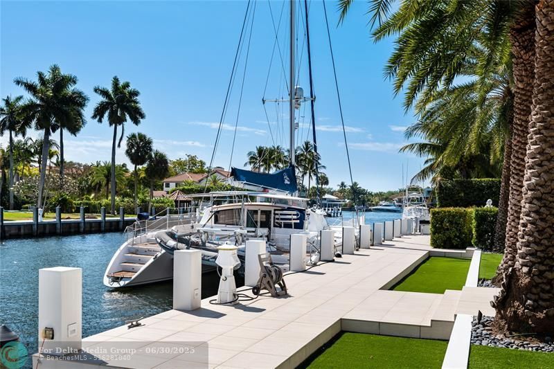 500 Isle Of Capri Drive, Fort Lauderdale, FL 33301 Photo