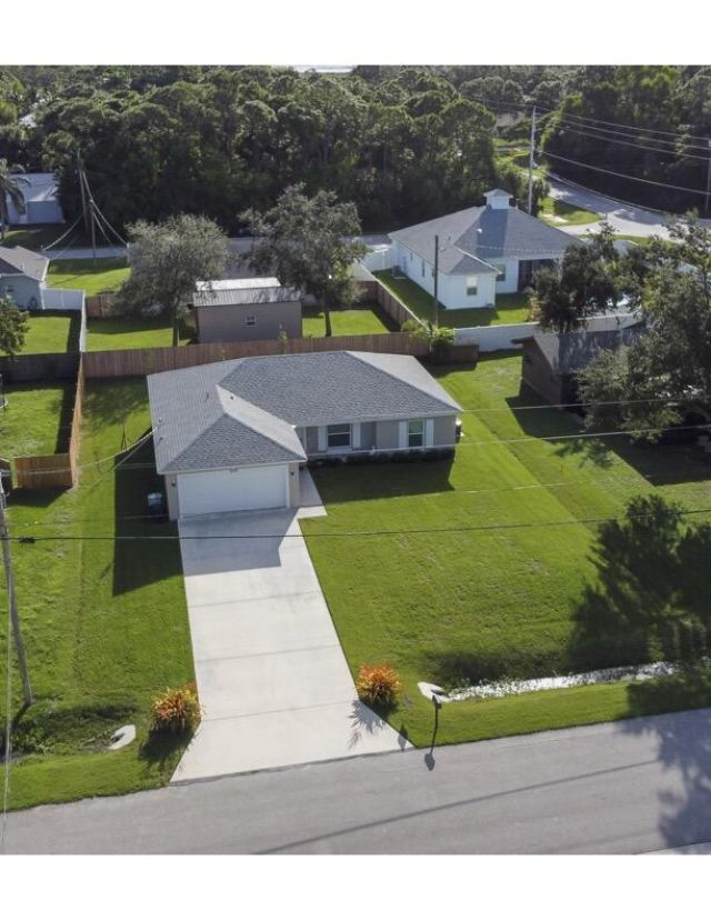6106 Bamboo Drive, Fort Pierce, FL 34982 Photo