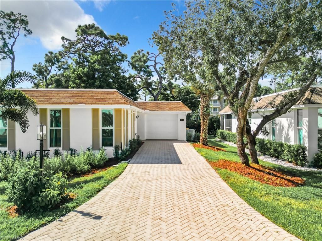 375 Carnaby Ct, Unit 54, Naples, FL 34112 Photo
