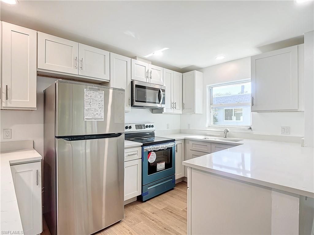 375 Carnaby Ct, Unit 54, Naples, FL 34112 Photo