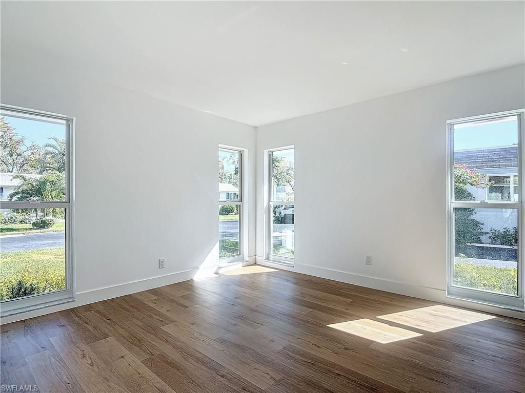 375 Carnaby Ct, Unit 54, Naples, FL 34112 Photo