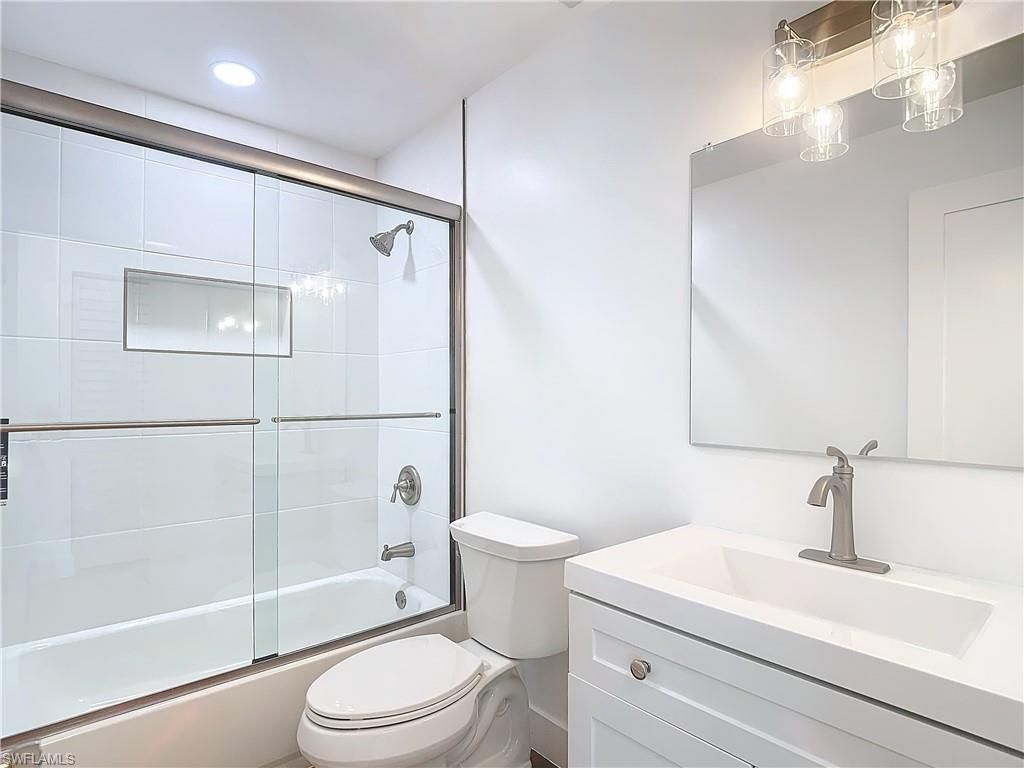 375 Carnaby Ct, Unit 54, Naples, FL 34112 Photo