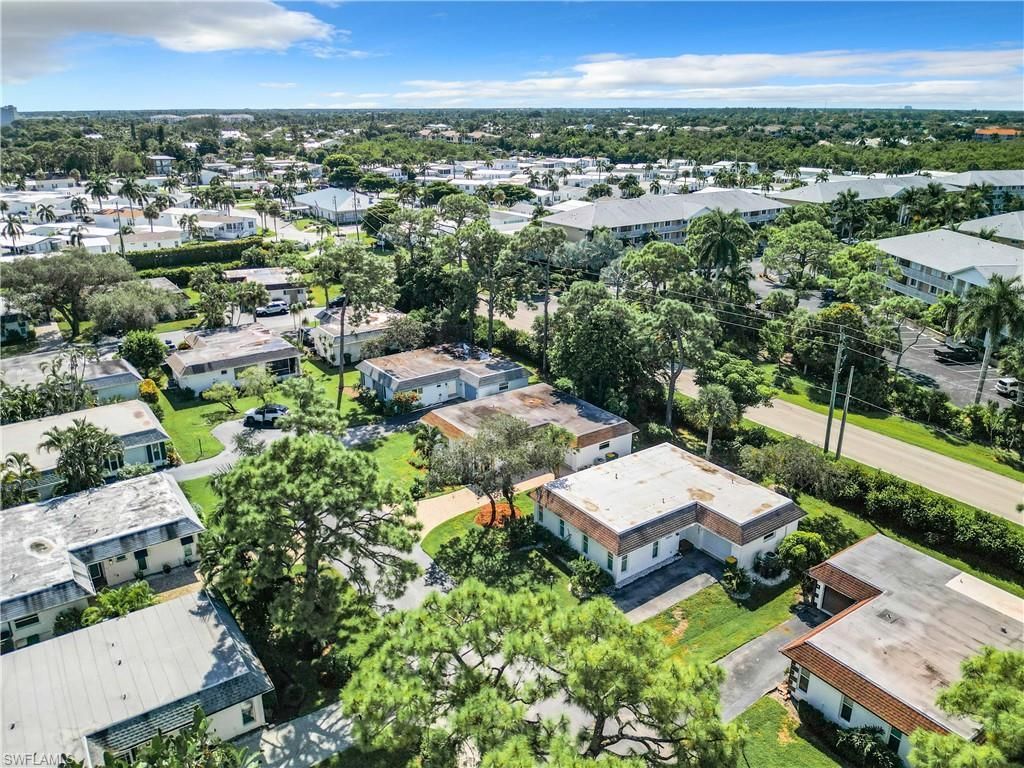 375 Carnaby Ct, Unit 54, Naples, FL 34112 Photo