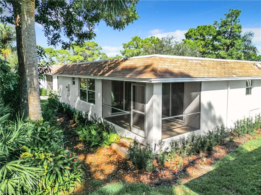 375 Carnaby Ct, Unit 54, Naples, FL 34112 Photo