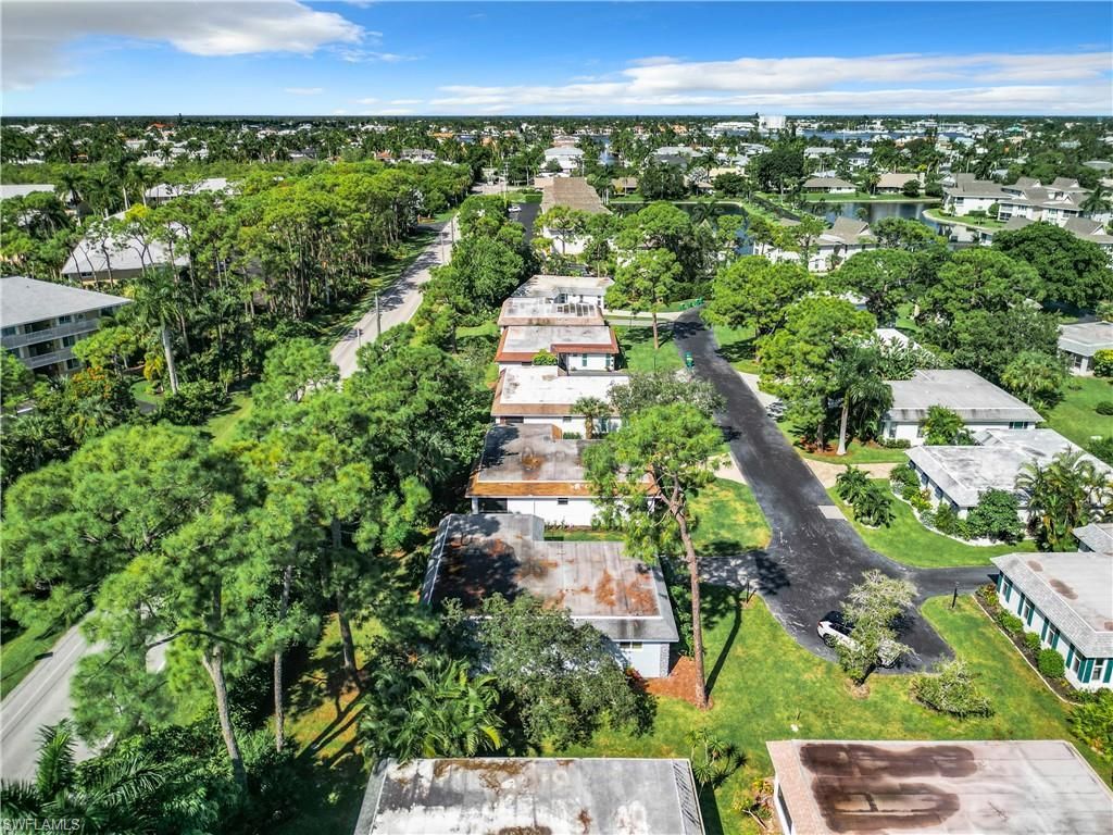 375 Carnaby Ct, Unit 54, Naples, FL 34112 Photo