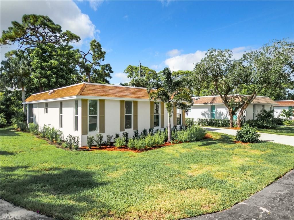 375 Carnaby Ct, Unit 54, Naples, FL 34112 Photo