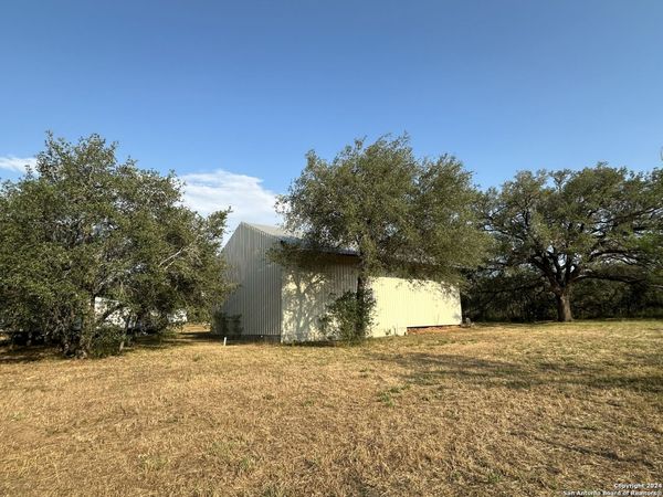 10.5+- AC 19366 Benton City Rd, Somerset, TX 78069