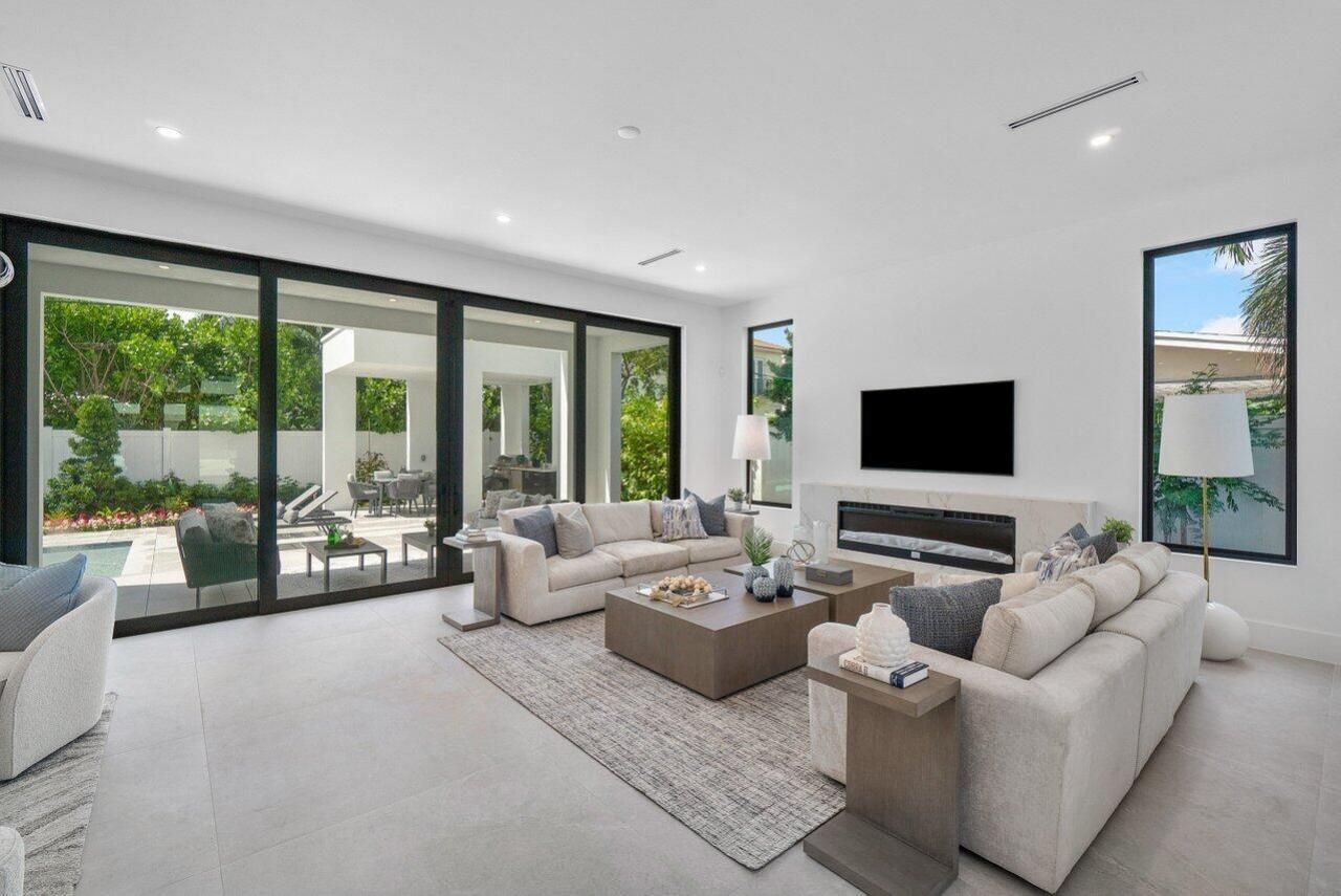 2737 NE 18th Street, Fort Lauderdale, FL 33305 Photo