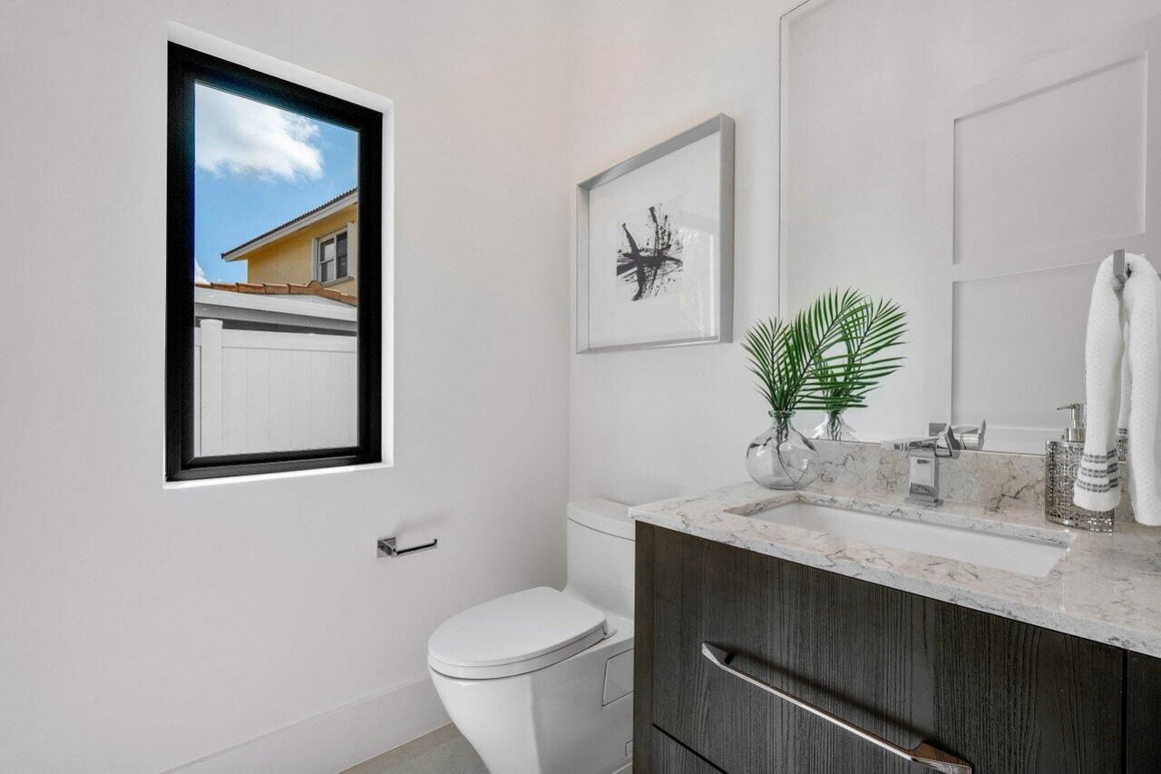 2737 NE 18th Street, Fort Lauderdale, FL 33305 Photo