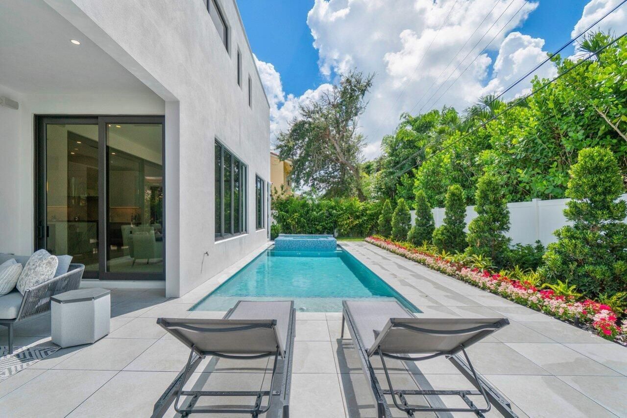 2737 NE 18th Street, Fort Lauderdale, FL 33305 Photo