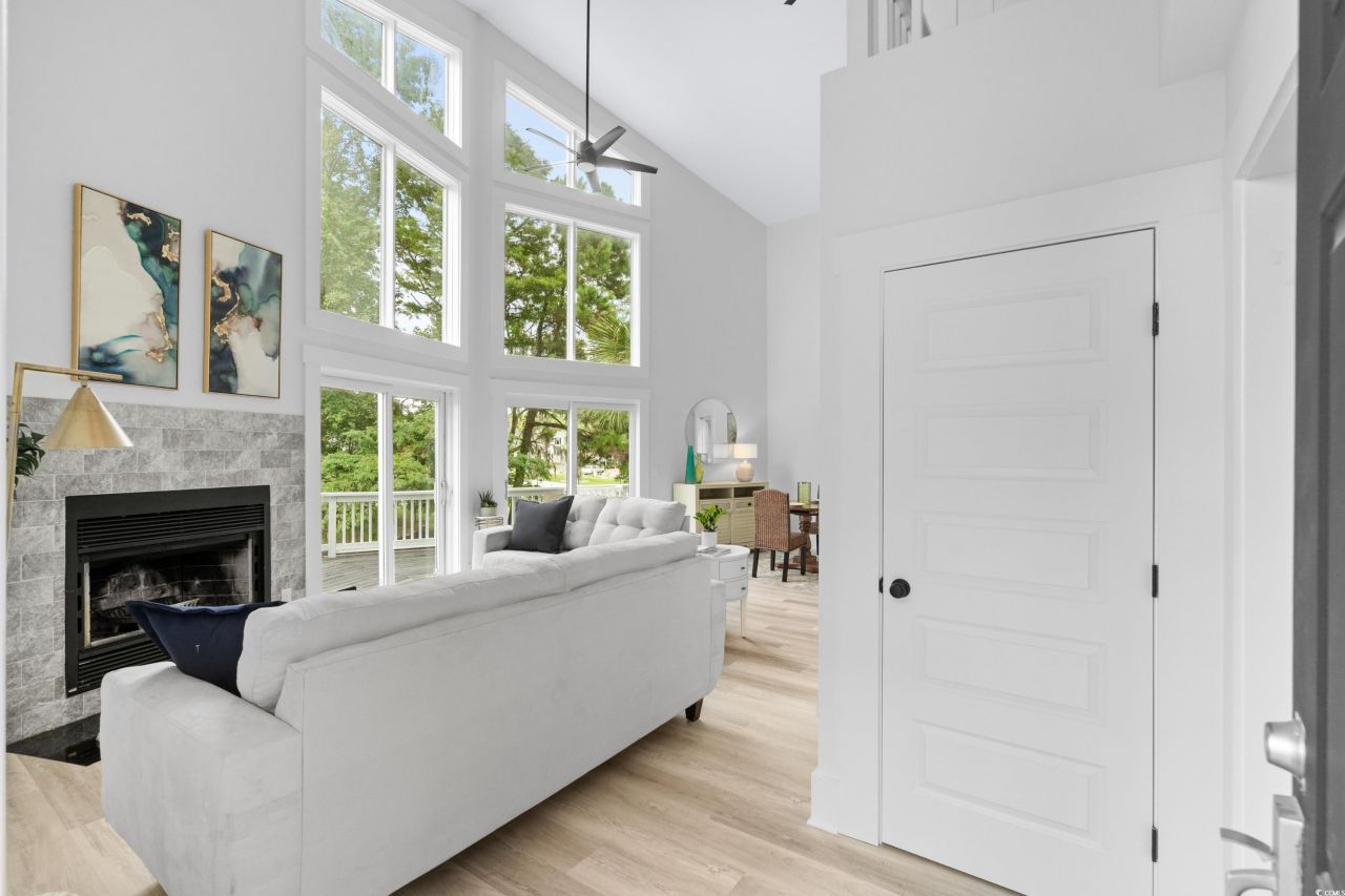 5800 Creekside Dr. Photo 13