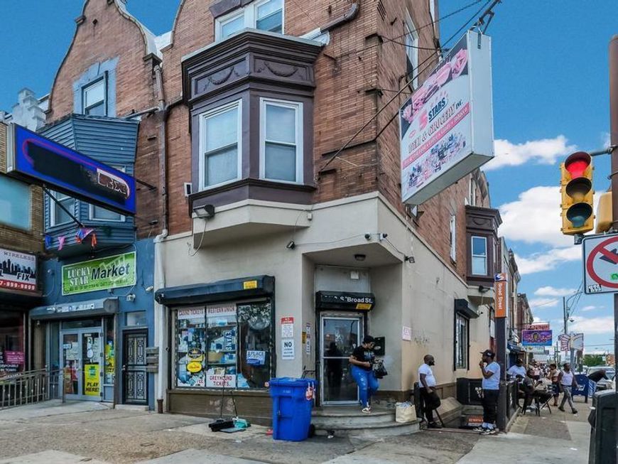 2100 S Broad Street, Philadelphia, PA 19145 Main Photo