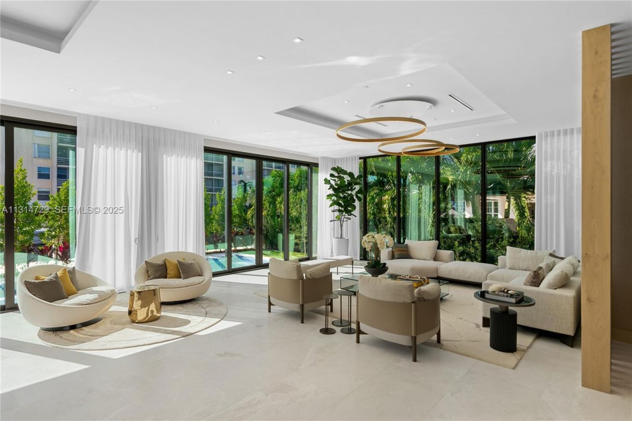 2950 NE 164th St, North Miami Beach, FL 33160 Photo