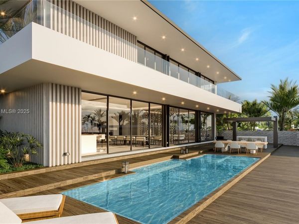 3460 NE 164th St, North Miami Beach, FL 33160