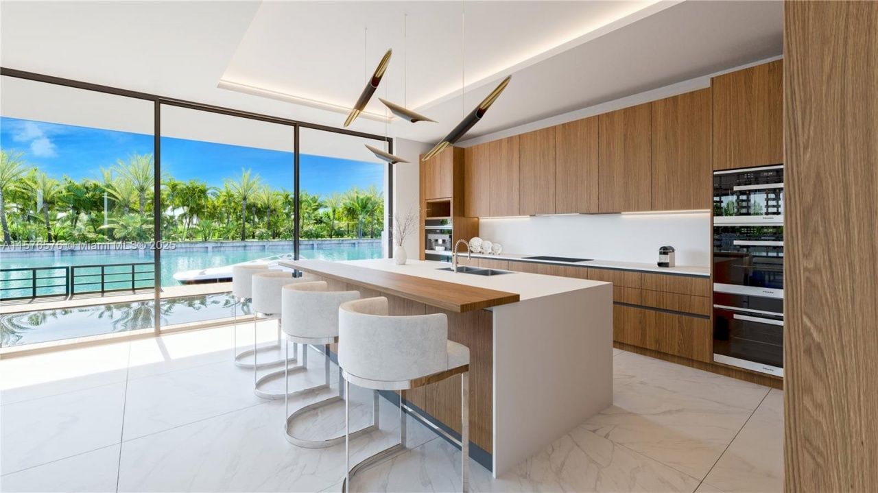 3460 NE 164th St, North Miami Beach, FL 33160 Photo