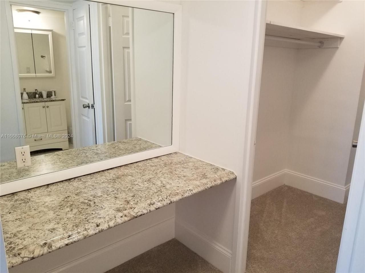 5161 Collins Ave, Unit 1715, Miami Beach, FL 33140 Photo