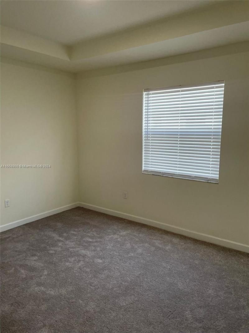 3415 W 112th Ter, Hialeah, FL 33018 Photo