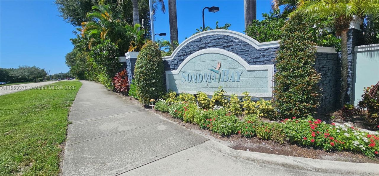 1935 Gardenia Ct, Unit 1935, Riviera Beach, FL 33404 Photo