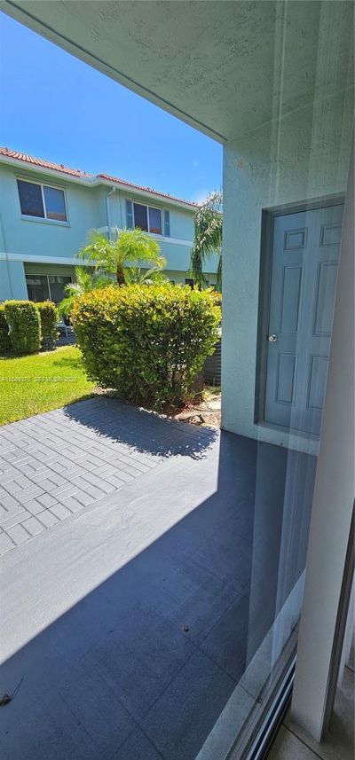 1935 Gardenia Ct, Unit 1935, Riviera Beach, FL 33404 Photo