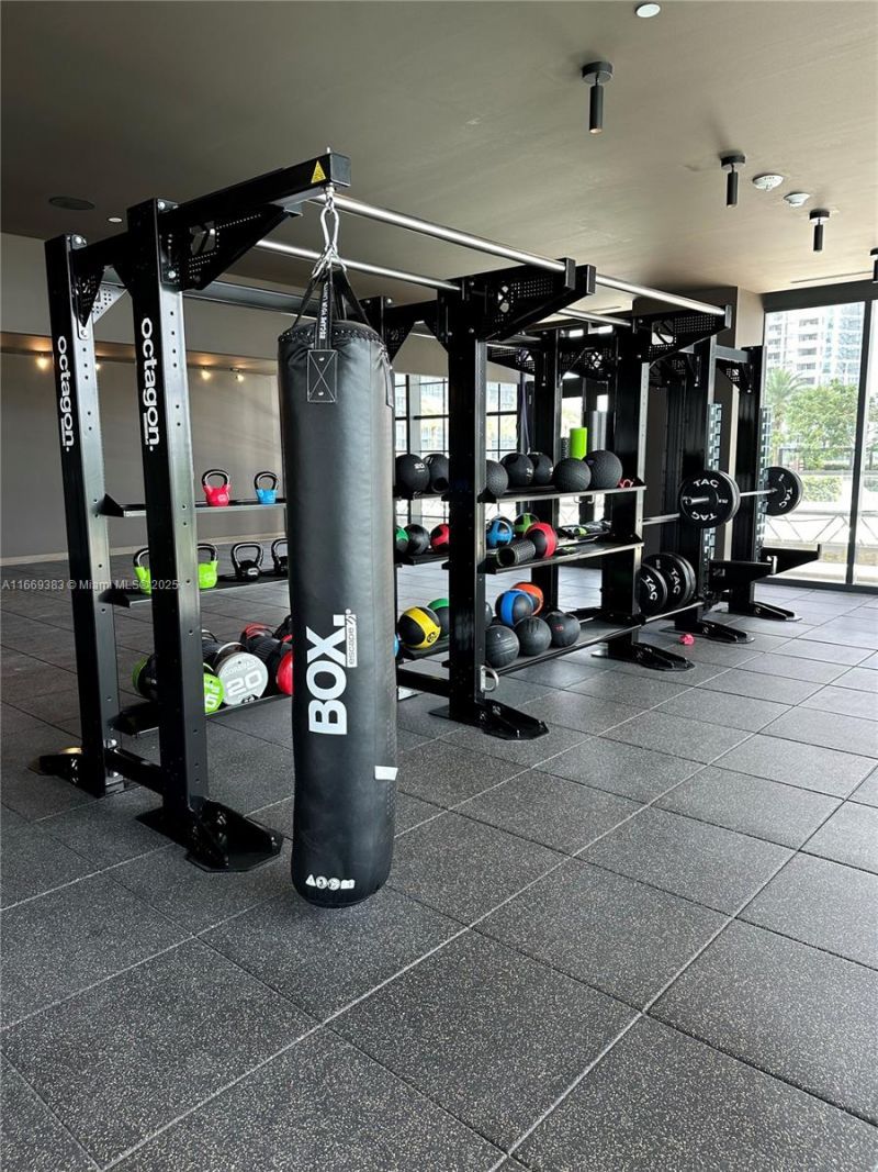 601 NE 1st Street, Unit 4204, Miami, FL 33132 Photo