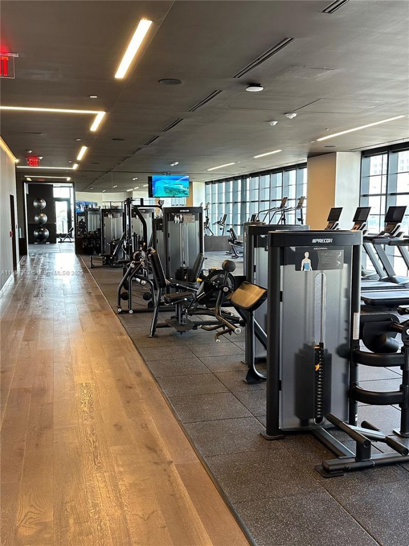 601 NE 1st Street, Unit 4204, Miami, FL 33132 Photo