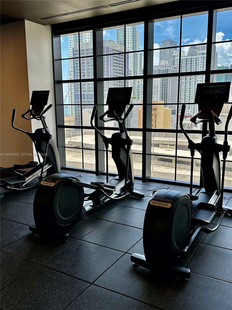 601 NE 1st Street, Unit 4204, Miami, FL 33132 Photo