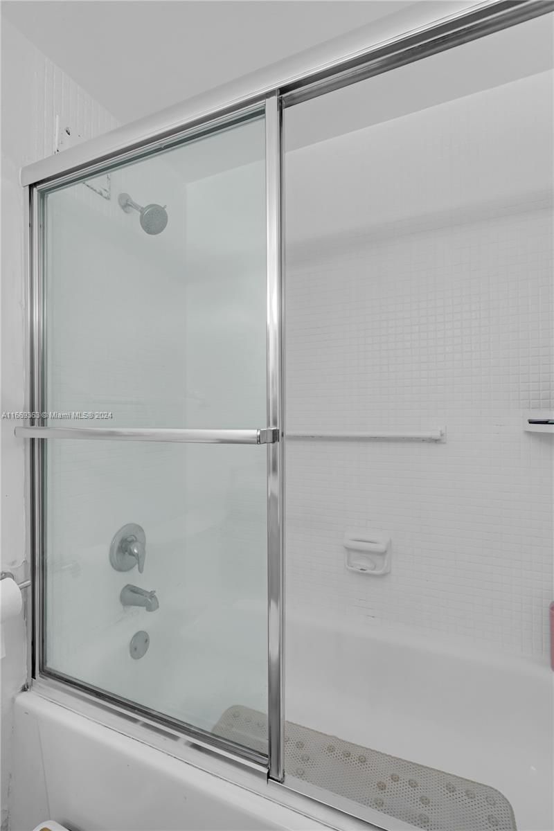 1000 West Ave, Unit 1121, Miami Beach, FL 33139 Photo