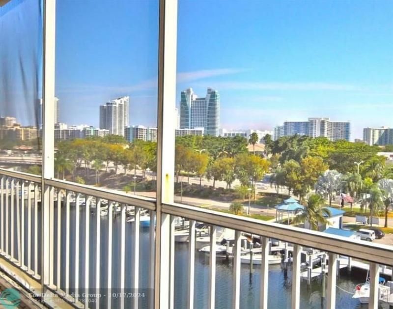 200 Diplomat Parkway, Unit 636, Hallandale Beach, FL 33009 Photo