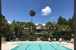 284 Pelican Flight Drive photo 4