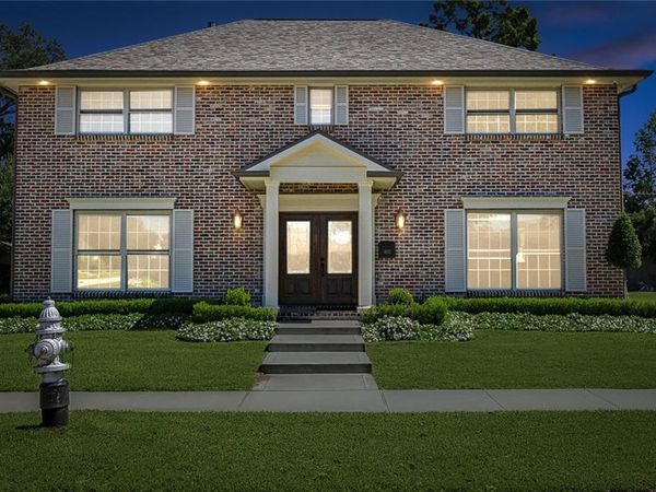 4113 NAPOLI Drive, Metairie, LA 70002