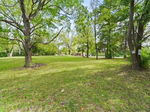 7341 Cleveland Avenue, Kansas City, MO 64132