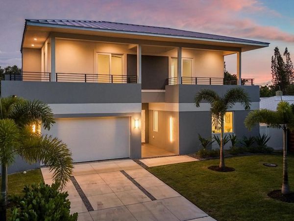 2234 HIBISCUS STREET, SARASOTA, FL 34239