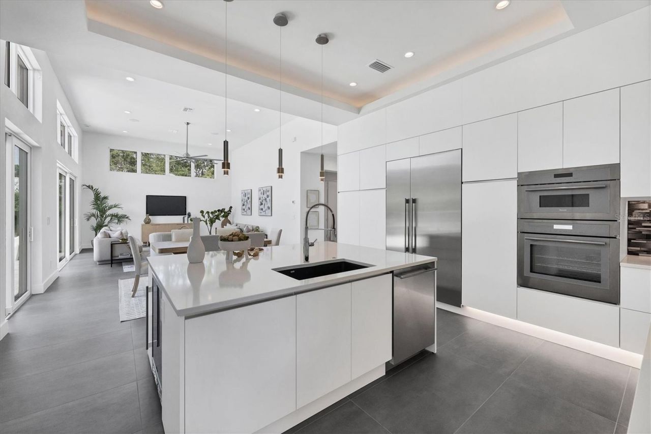 2234 Hibiscus Street, Sarasota, FL 34239 Photo