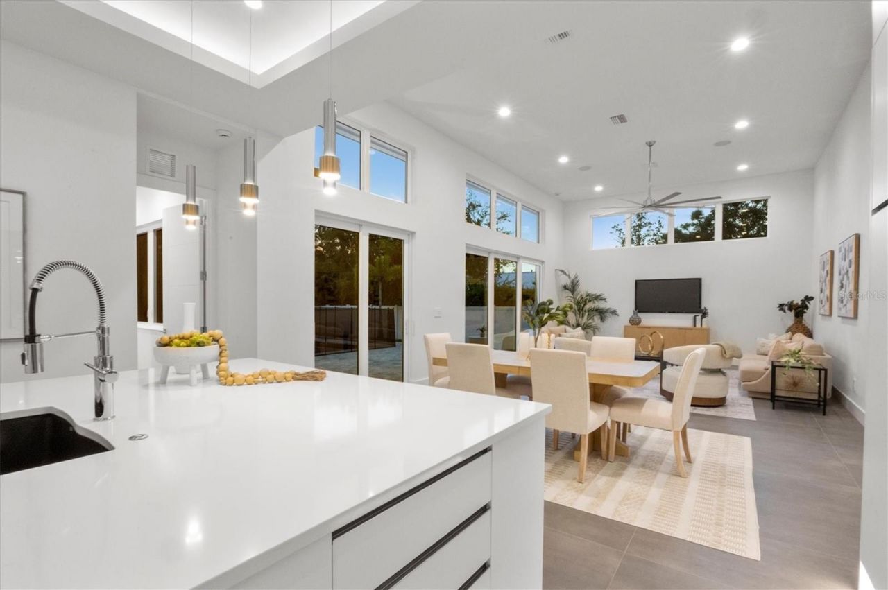 2234 Hibiscus Street, Sarasota, FL 34239 Photo