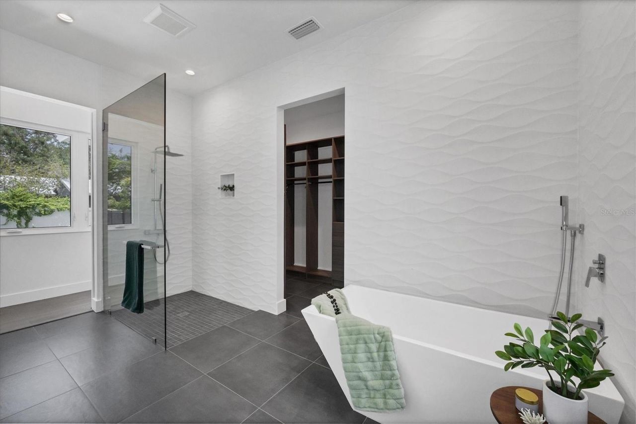 2234 Hibiscus Street, Sarasota, FL 34239 Photo