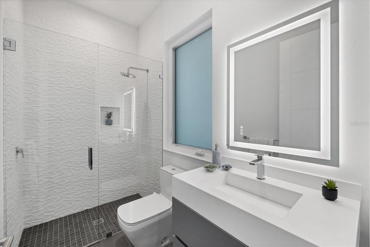 2234 Hibiscus Street, Sarasota, FL 34239 Photo