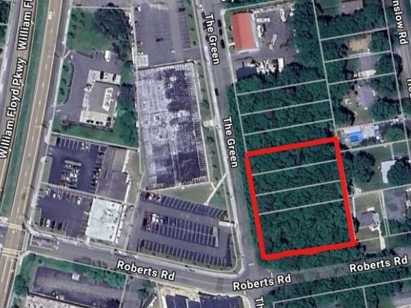 Vacant Lot The Green, Shirley, NY 11967