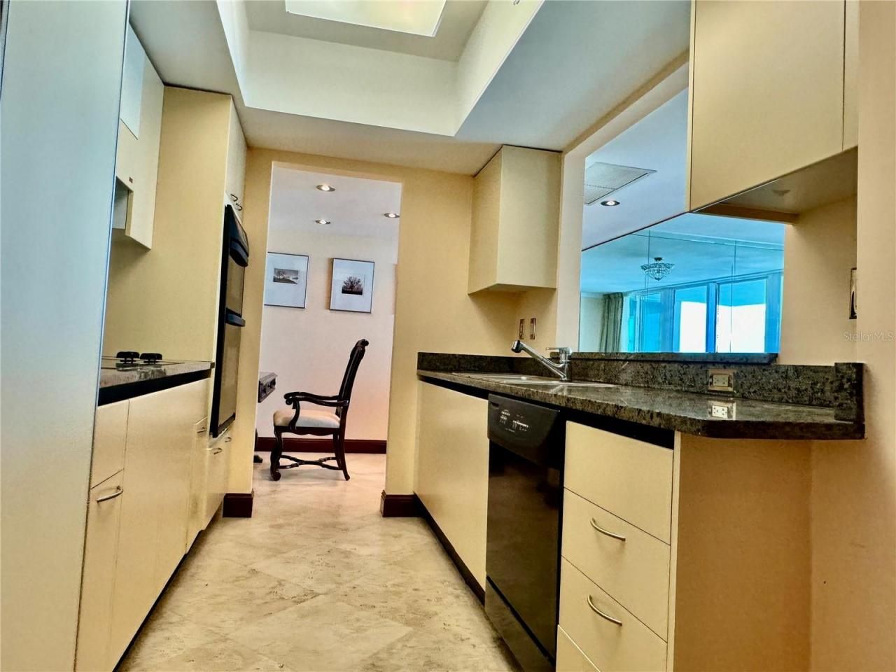 1500 Ocean Drive, Unit 905, Miami Beach, FL 33139 Photo