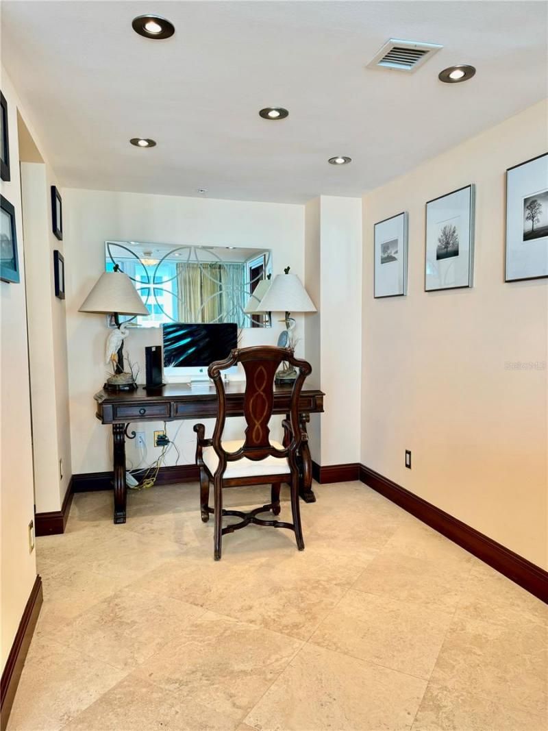 1500 Ocean Drive, Unit 905, Miami Beach, FL 33139 Photo