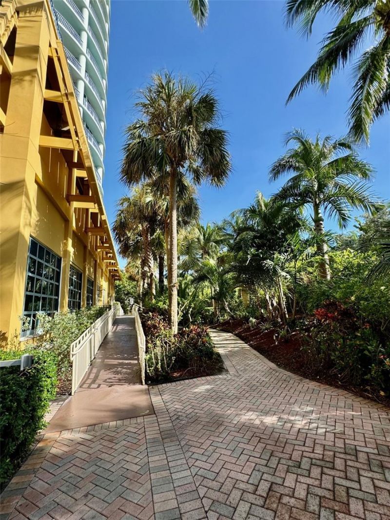 1500 Ocean Drive, Unit 905, Miami Beach, FL 33139 Photo
