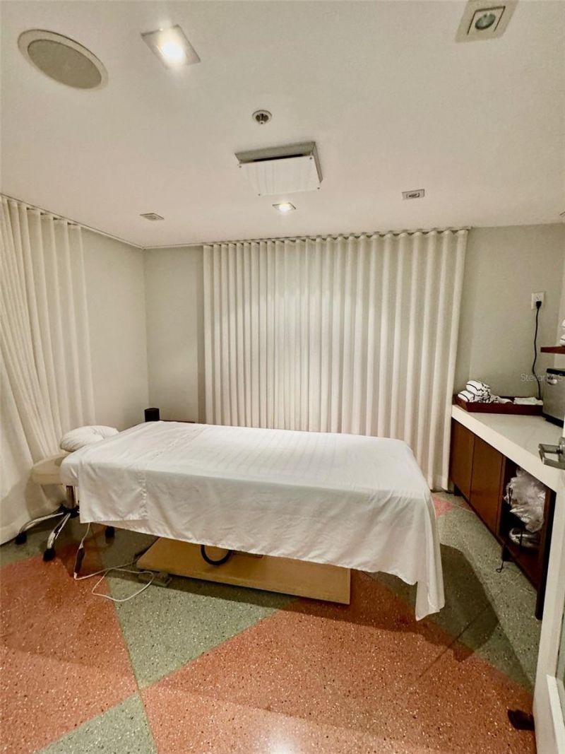 1500 Ocean Drive, Unit 905, Miami Beach, FL 33139 Photo