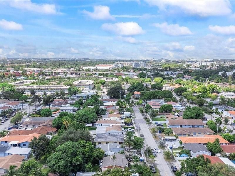 1810 NW 16th Ter, Miami, FL 33125 Photo