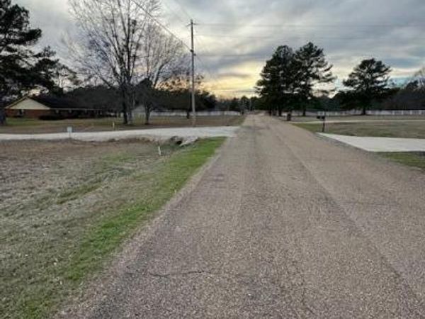 31 Sylwood Place, Jackson, MS 39209