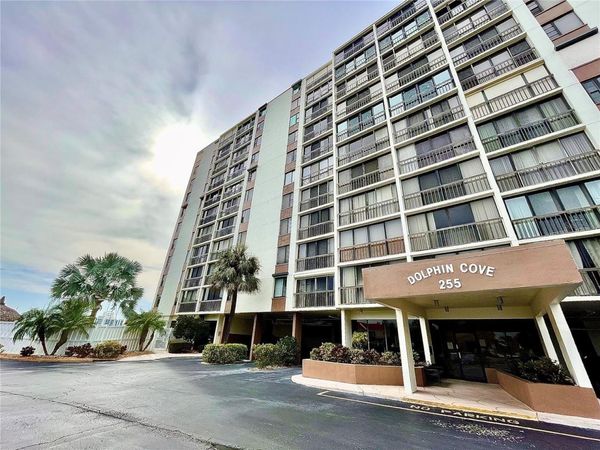 255 DOLPHIN POINT, Unit 809, CLEARWATER, FL 33767