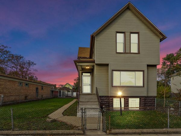 8440 S Peoria Street, Chicago, IL 60620