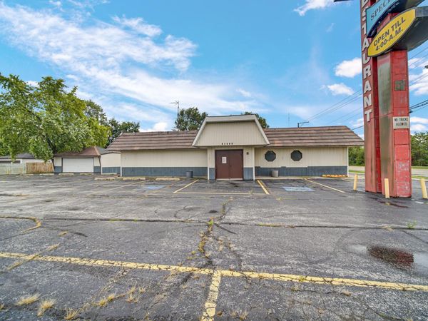 18301 Oak Park Avenue, Tinley Park, IL 60477