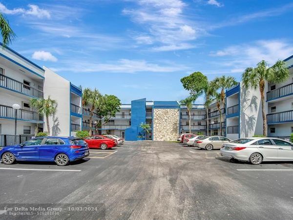 3100 Holiday Springs Boulevard, Unit 305, Margate, FL 33063