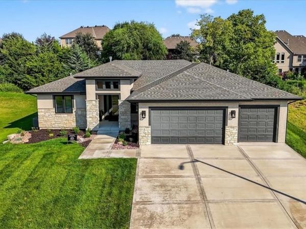 4912 NW 70th Terrace, Kansas City, MO 64151