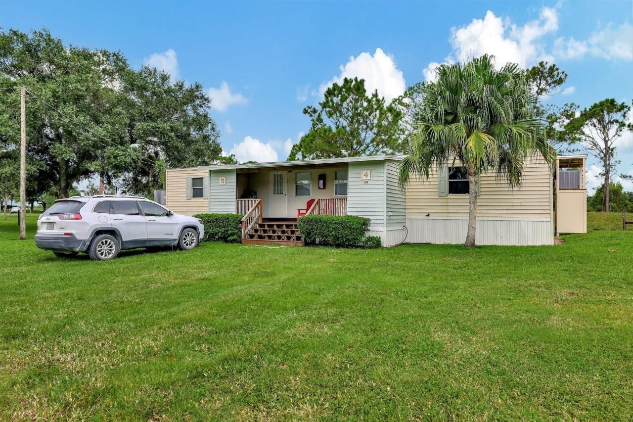 9999 NE 120th Street, Okeechobee, FL 34972 Photo
