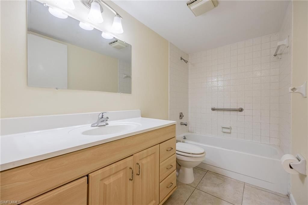 2504 SE 16th Pl, Unit 101, Cape Coral, FL 33904 Photo